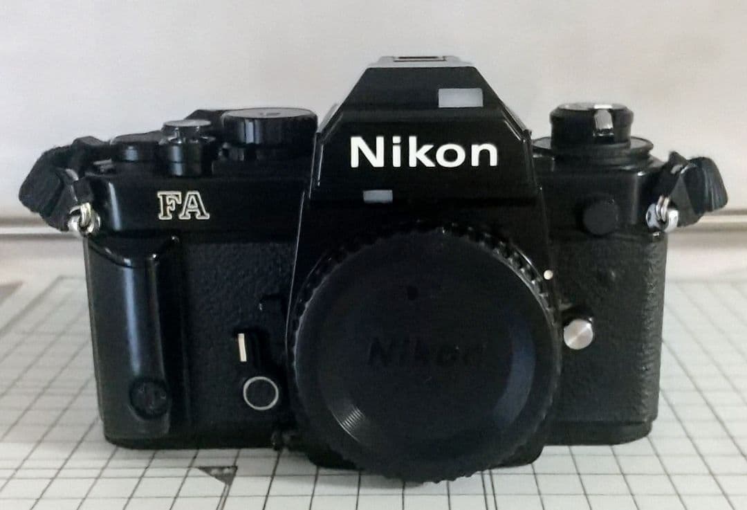 ニコン FA フィルム一眼レフカメラ