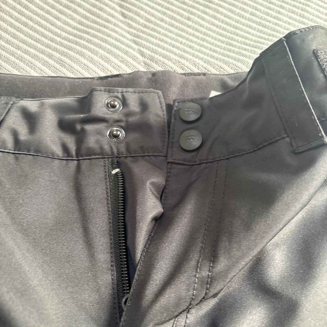 【送料無料】【美品】【上下セット】ビラボンスノーボードウェア　140 ㌢　スキー