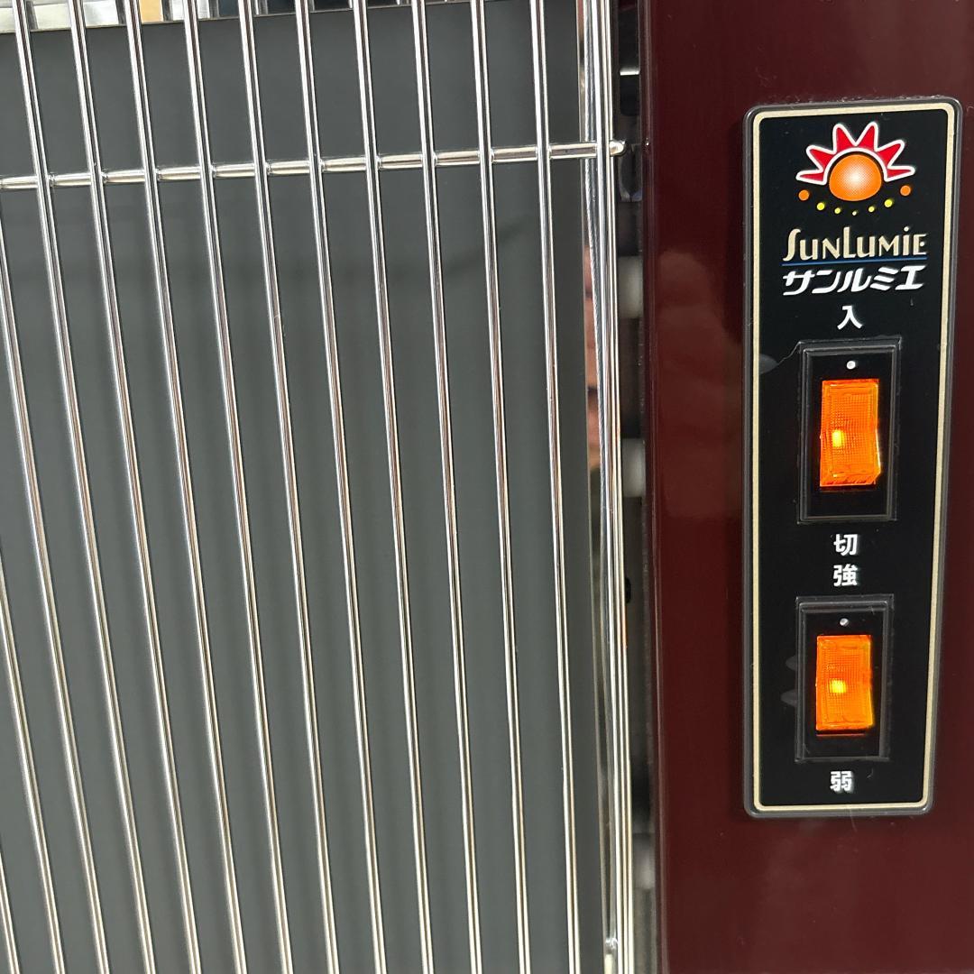 サンルミエ キュート E800LS 遠赤外線暖房器 ボルドー限定色 [美品]