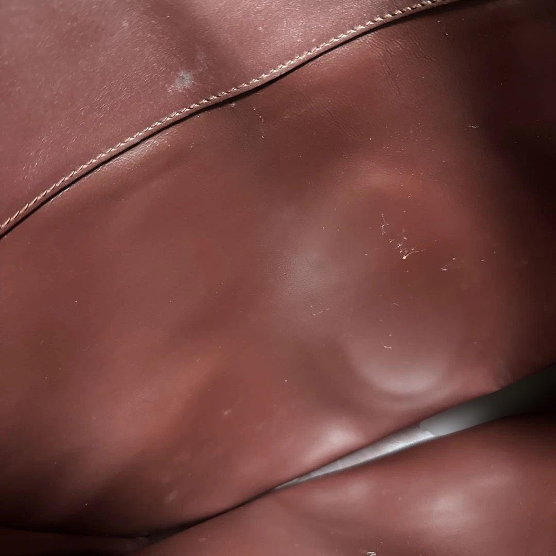 美品 カルティエ トートバッグ ボルドー A4可 ゴールド金具