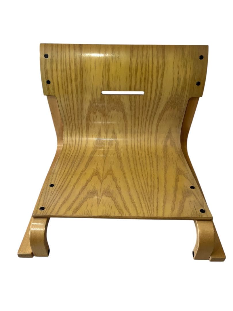 徳島県立工業技術センター　新日本木工　曲木　低座椅子　胡坐楽座椅子　腰痛防止