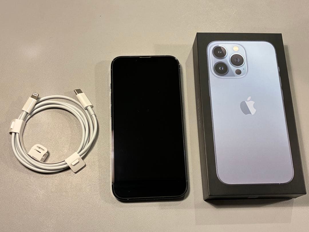 y*a様 Apple iPhone 13 Pro 256GB SIMフリー シエ