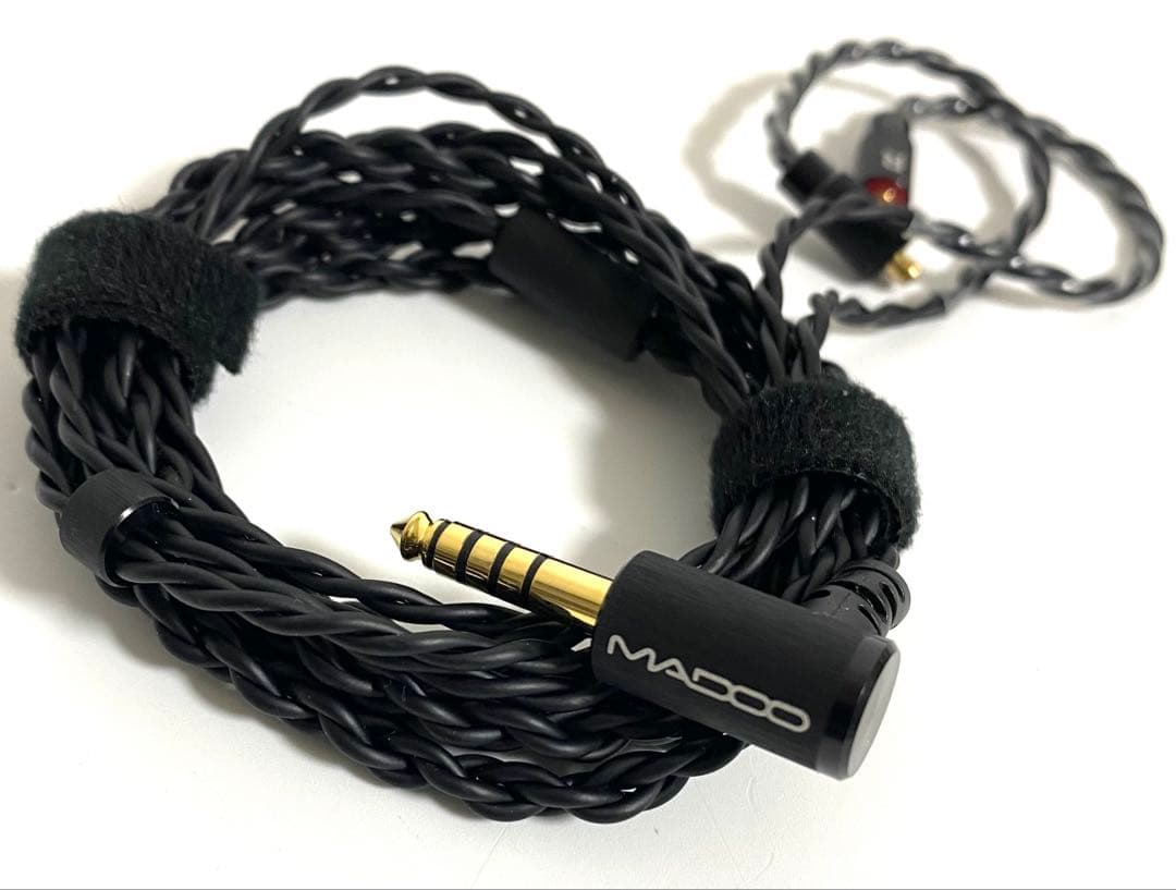 美品 MADOO 有線イヤホン Typ821 MDO-T821-TI マドゥー