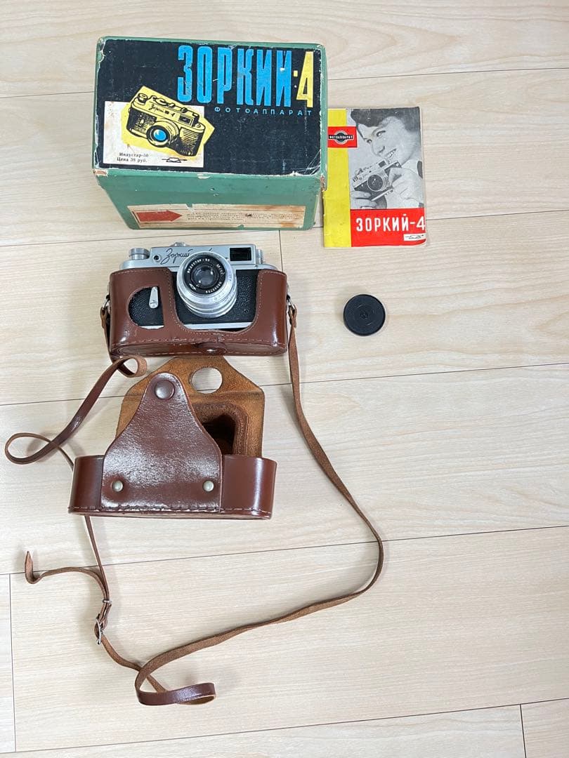 Zorki4 ライカコピー　L39ねじマウント　元箱、皮ケース、説明書付　希少