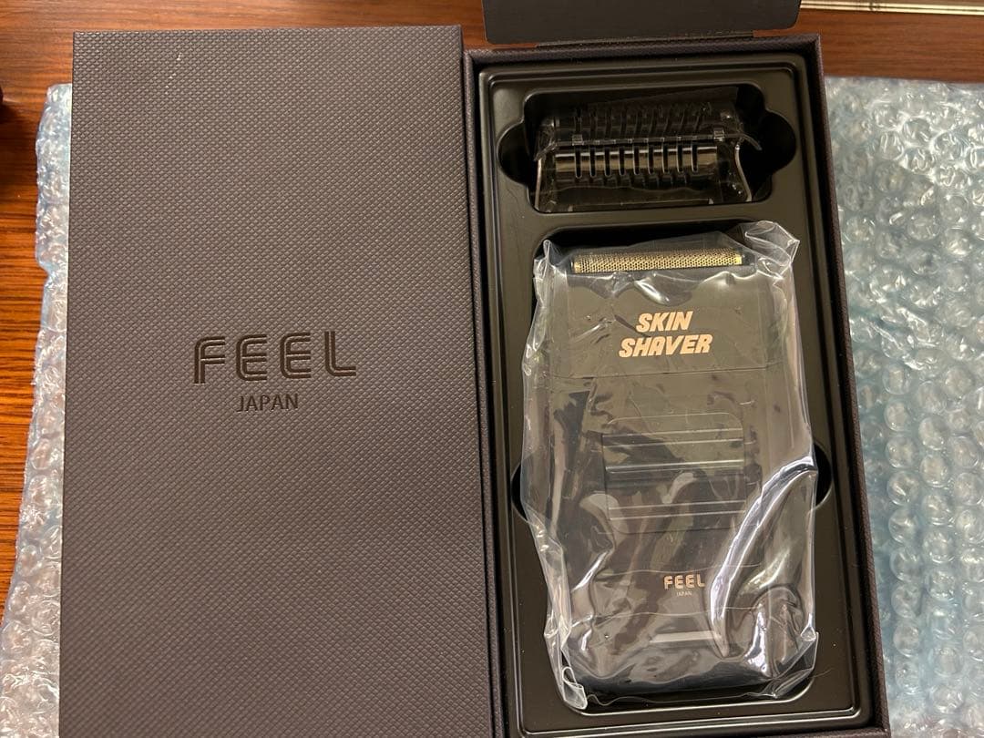 FEEL スキンシェーバー　【美品］