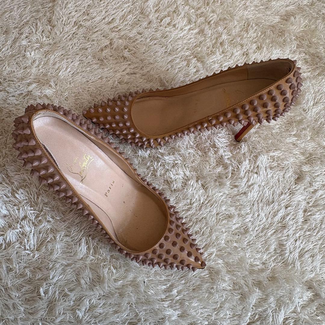 クリスチャンルブタン スパイク スタッズ パンプス 39.5 キャメル エナメル