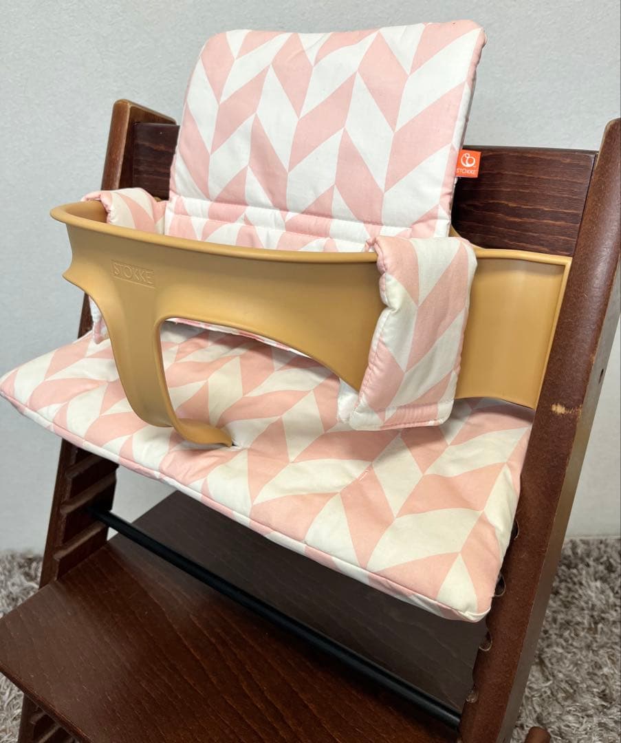 送料無料 ベビーガード付き ストッケ トリップトラップ ブラウン