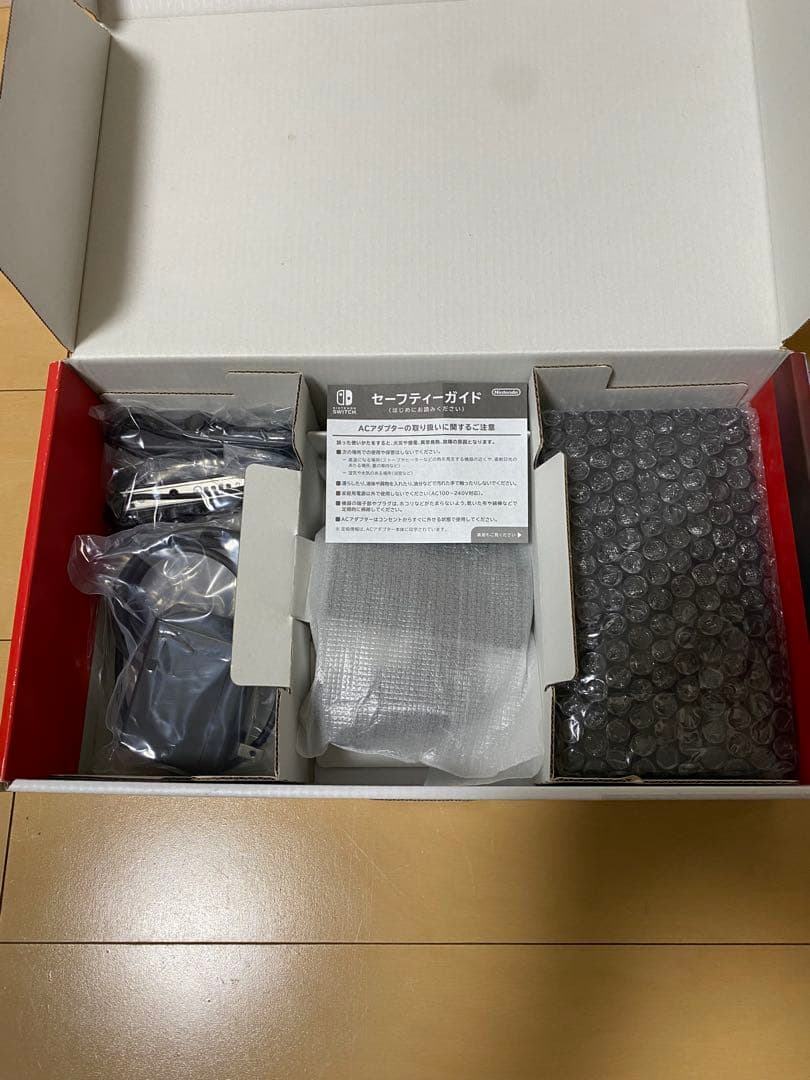 Nintendo Switch 本体 グレー Joy-Con付属