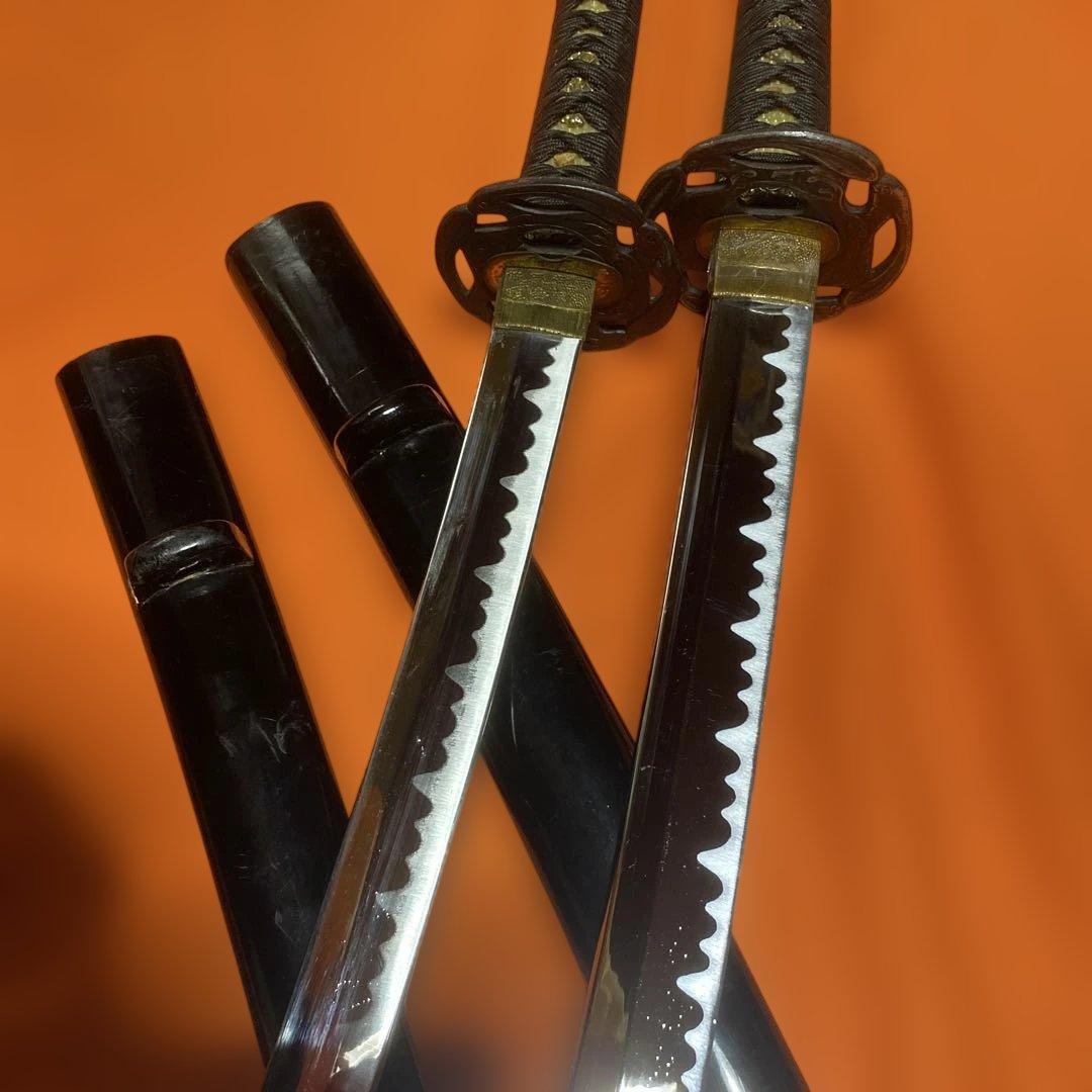 模造刀大小２本セット(下緒無し) 黒柄 波図透し丸鍔 黒呂鞘