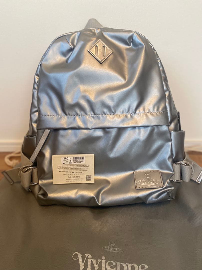ヴィヴィアンウエストウッド　シルバーリュック