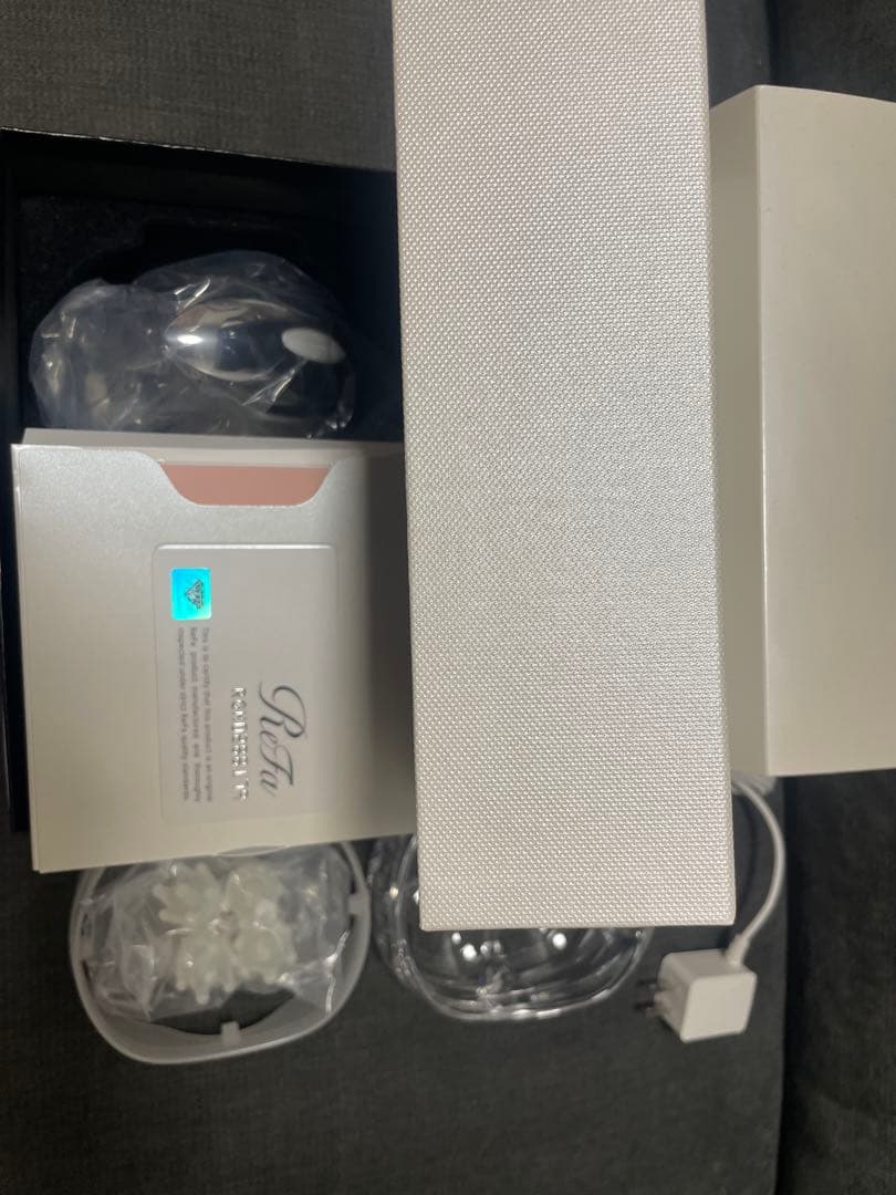 新品リファ　ヘッドスパ