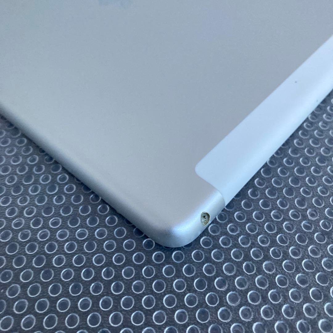 828【早い者勝ち】美品☆iPad5 第5世代 32GB SIMフリー☆