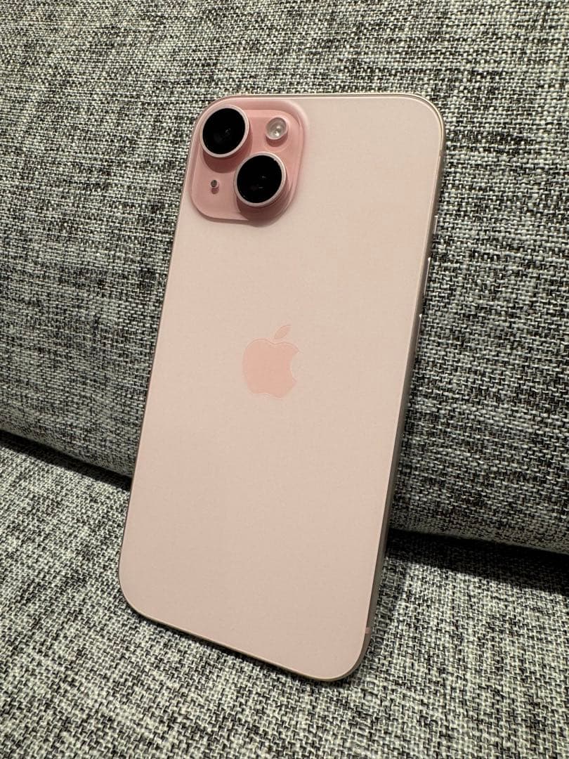 美品 Apple iPhone 15 ピンク 本体 128GB ガラスフィルム付