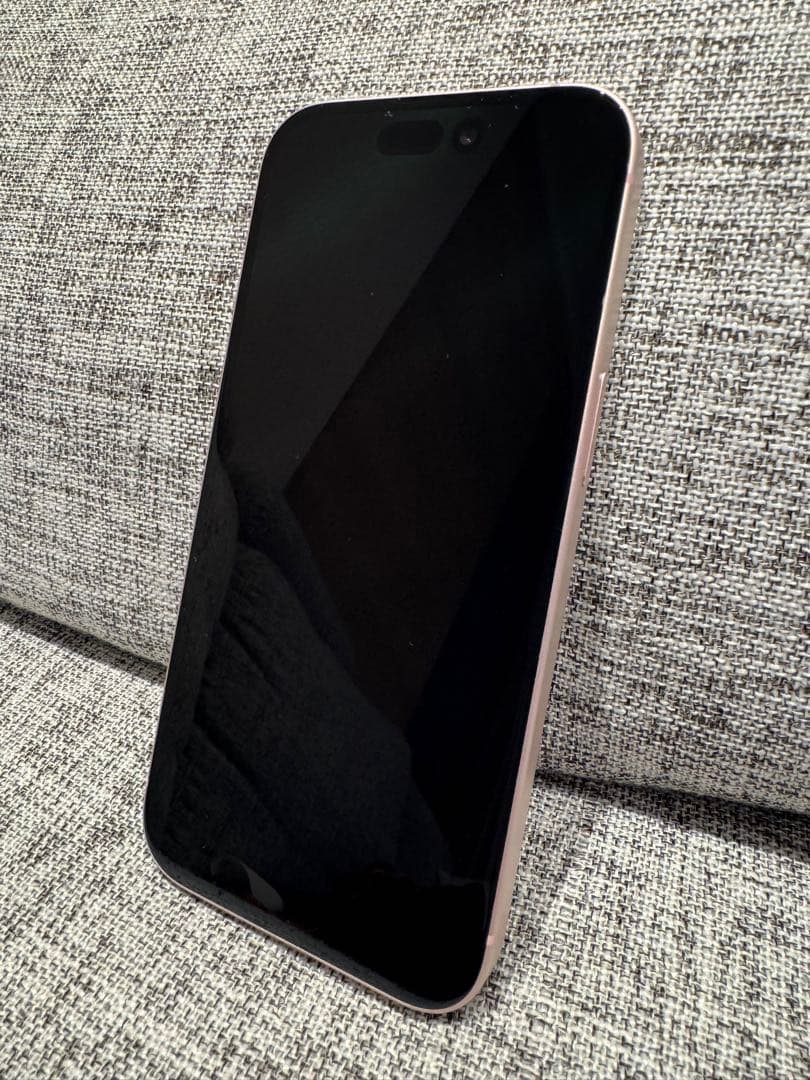 美品 Apple iPhone 15 ピンク 本体 128GB ガラスフィルム付