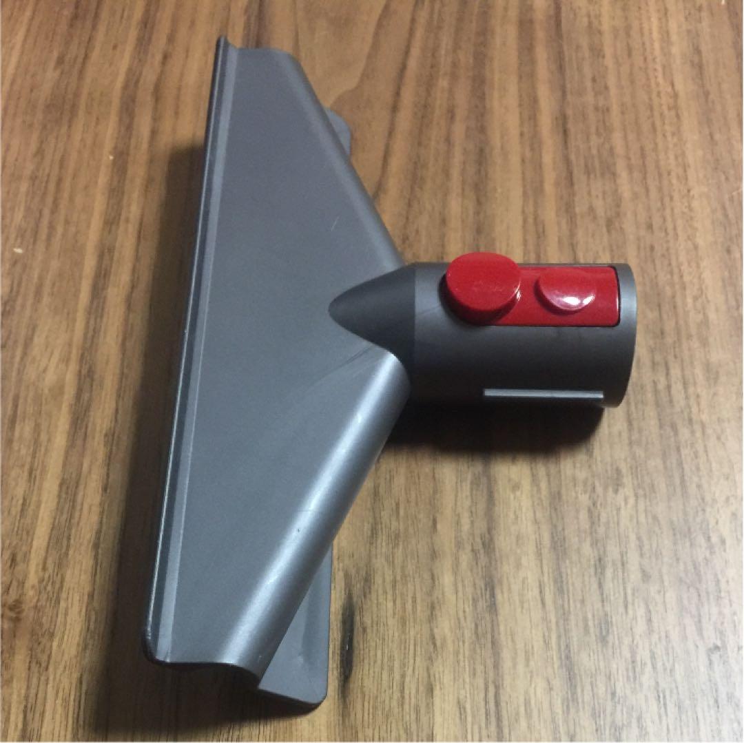 dyson コードレスクリーナー　SV22（V15） ハンディ仕様　使用少美品