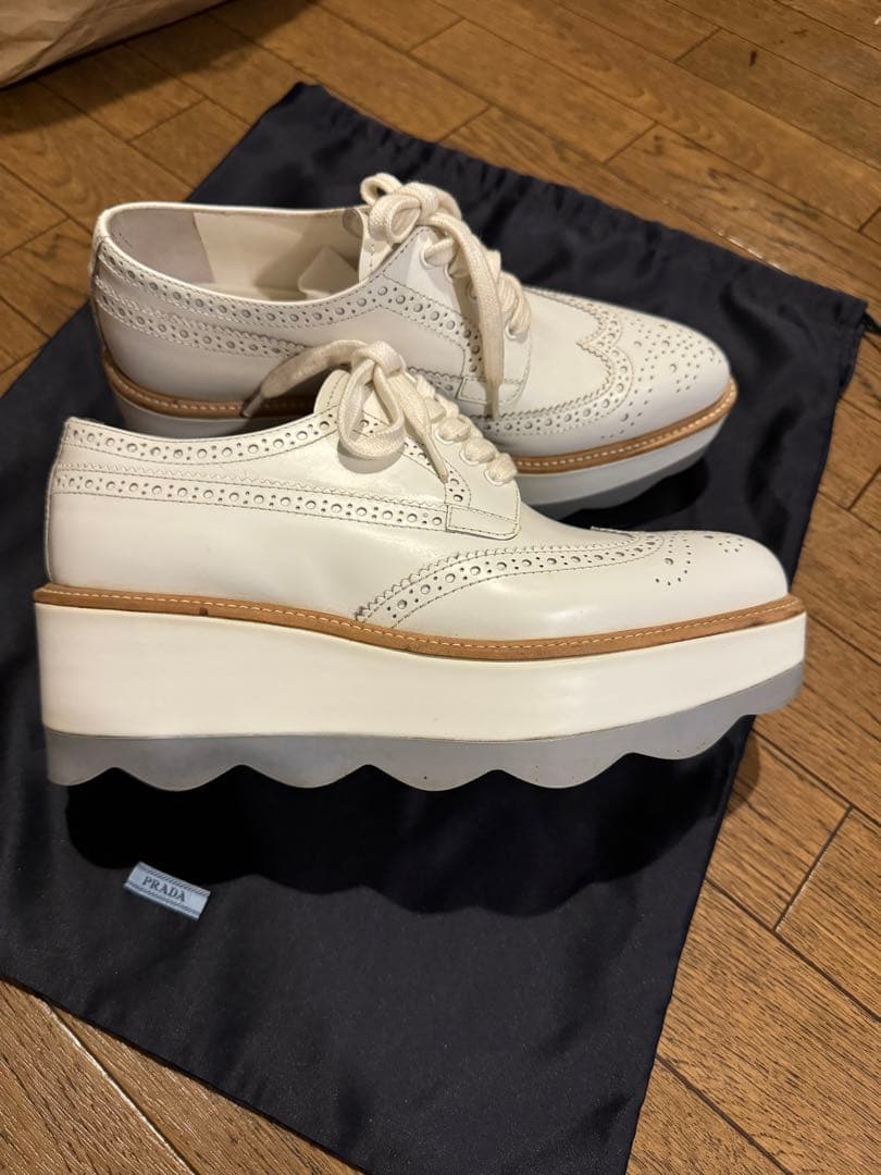 PRADA プラダ　ウィングチップ　エナメル　シューズ　35