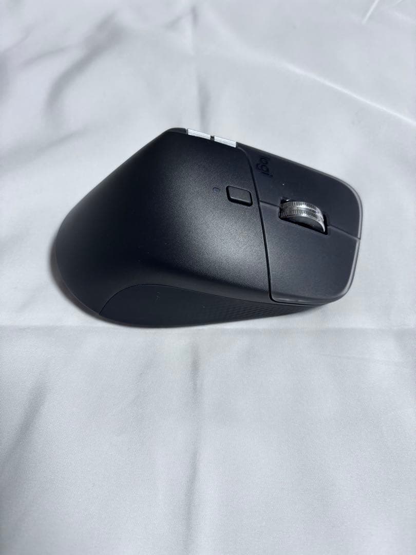 logicool MX MASTER 4/キャリーケース付き