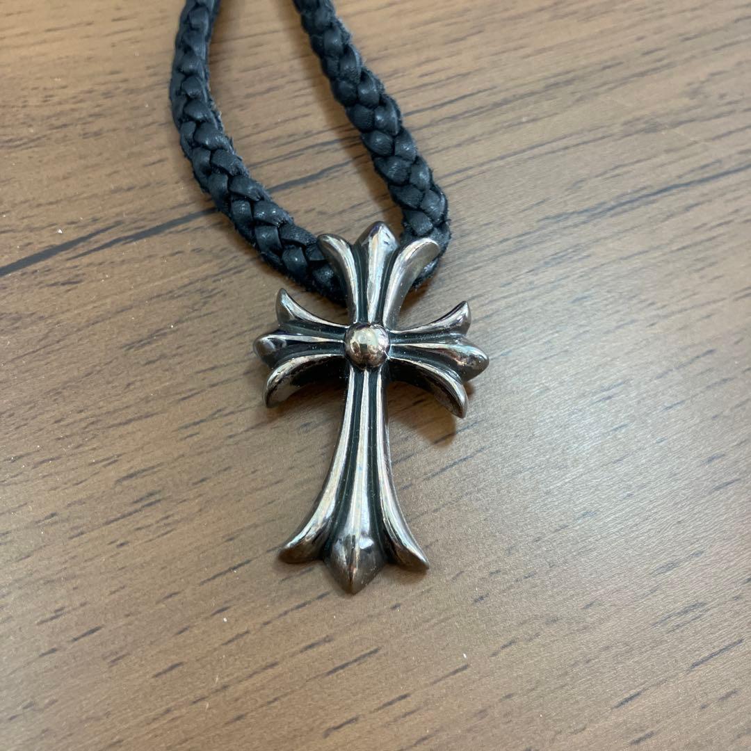 Chrome Hearts クロス型ネックレス