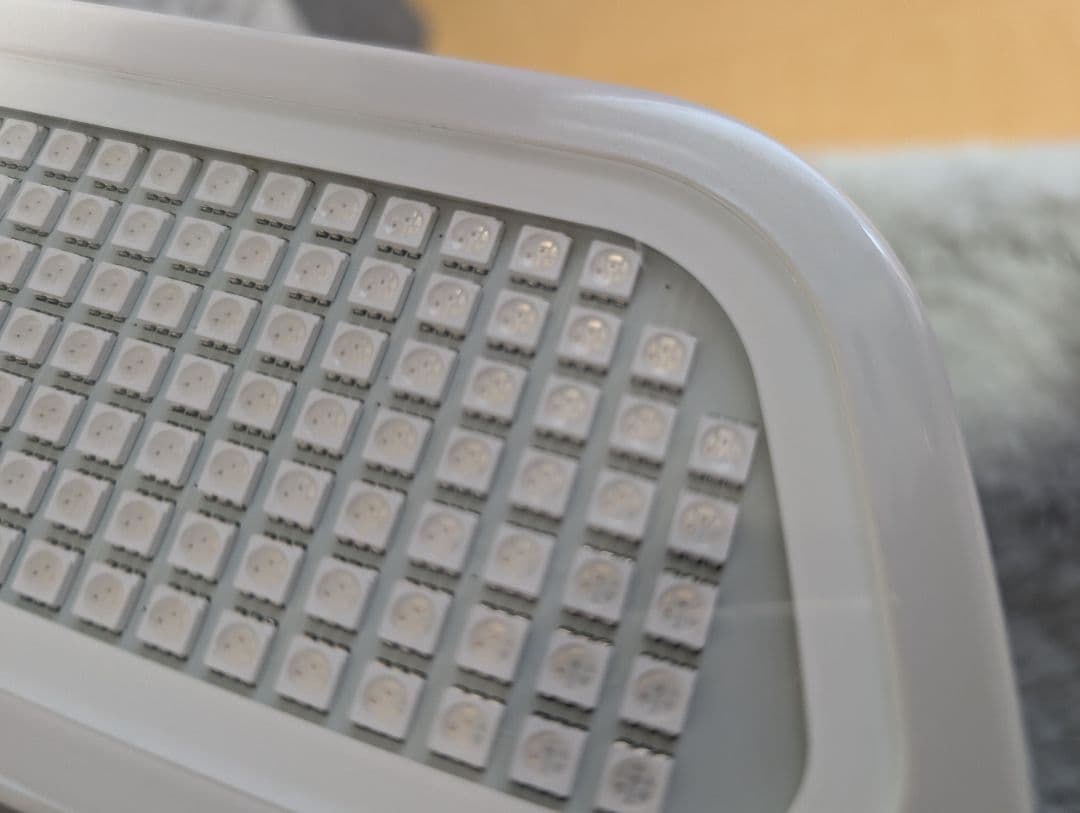 【匿名配送】【美品】美顔ライト