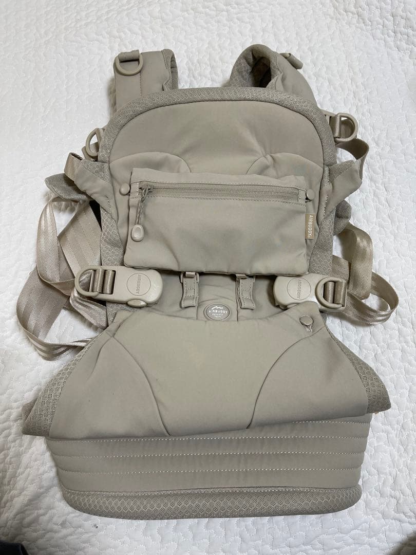 エアバギー抱っこ紐　メッシュつき