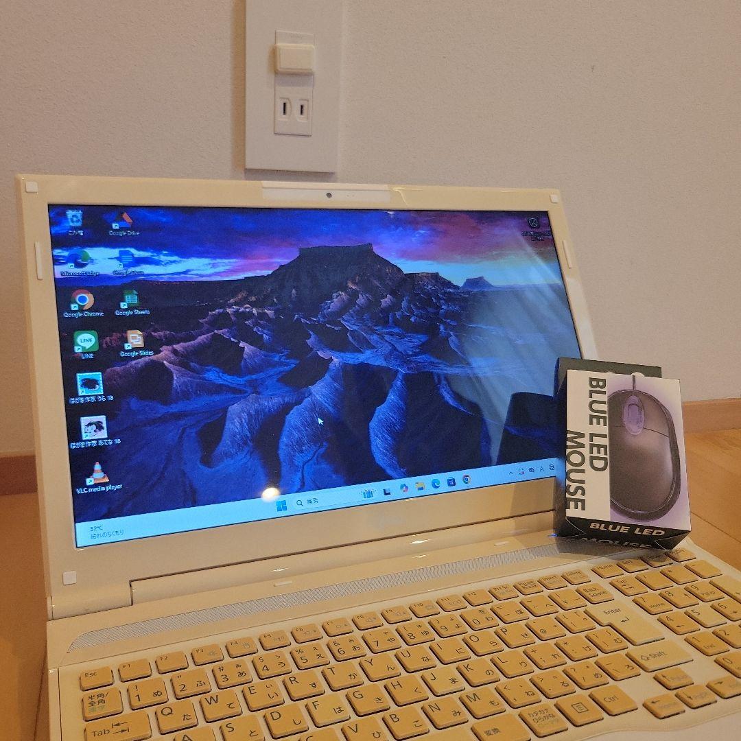 初心者向き❣ 美品✨富士通 ノートパソコン 大容量 カメラ付き 設定済み