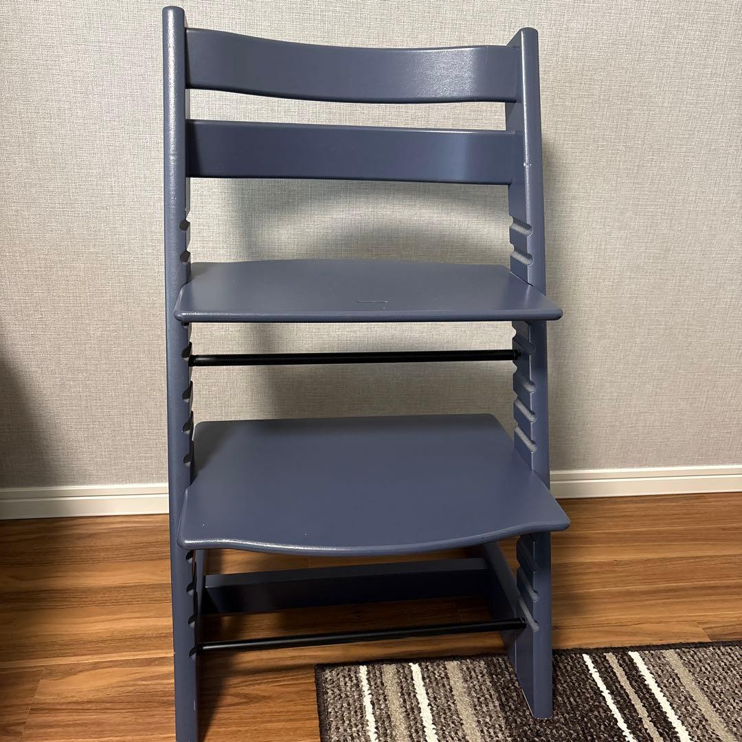 ダークブルー ストッケトリップトラップチェア 調整可能