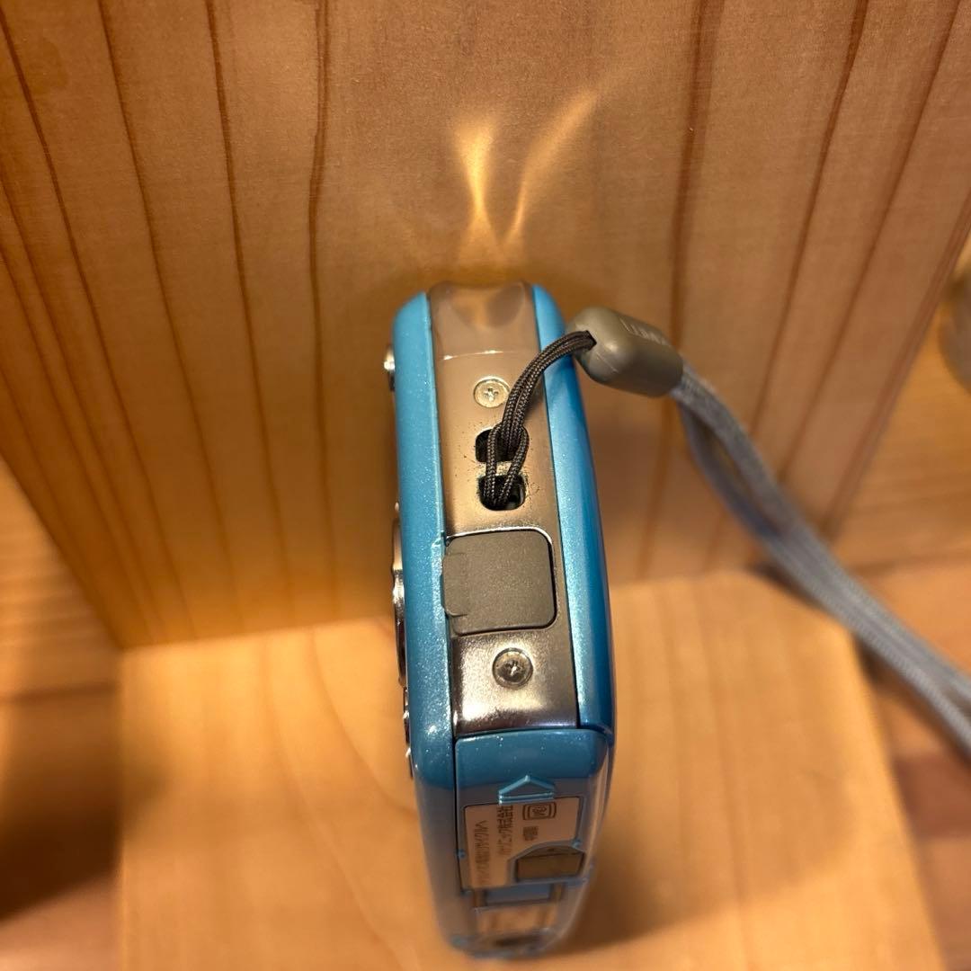 Panasonic パナソニック　LUMIX DMC-S1　デジタルカメラ