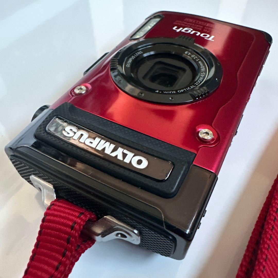[中古]三脚SDカード付OLYMPUS TG-2Toughデジタルカメラレッド