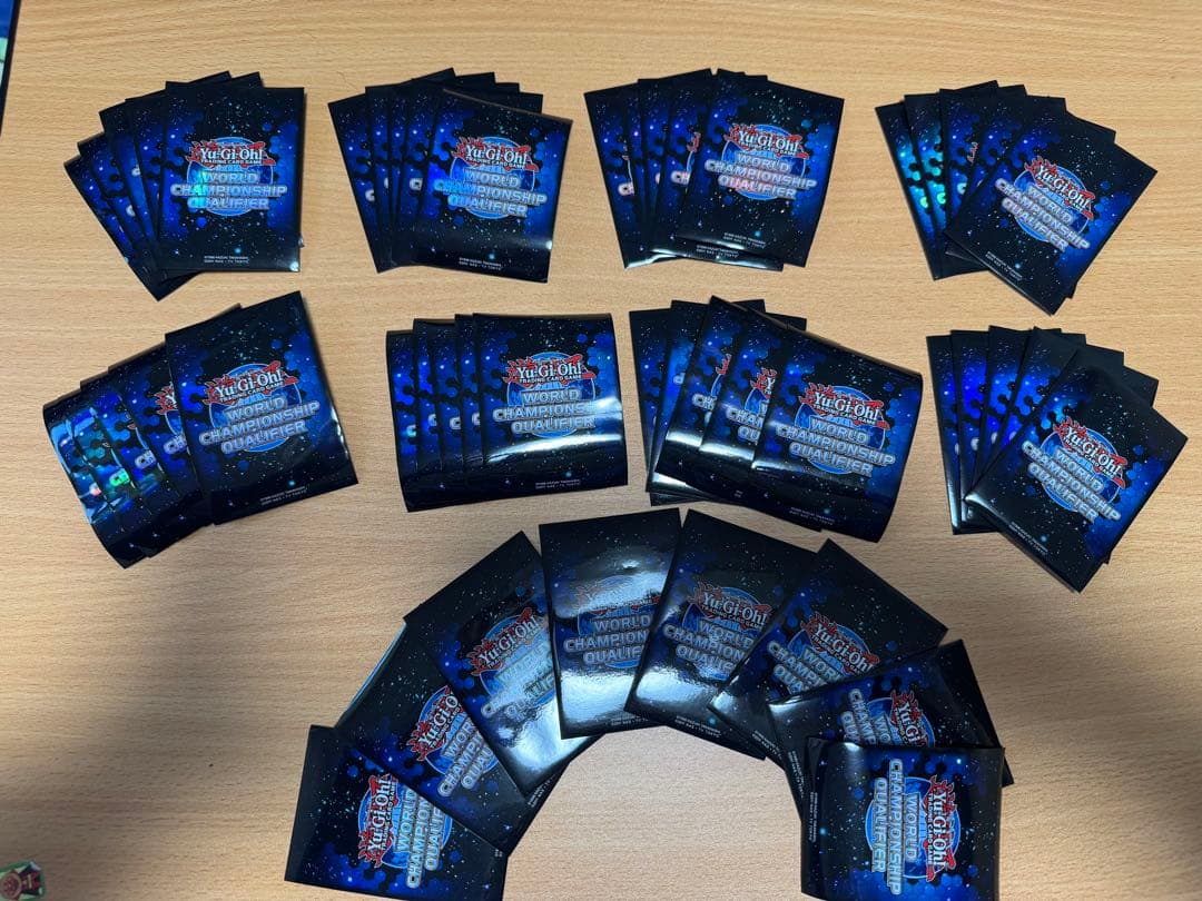 遊戯王 wcqスリーブ おまけカード付き