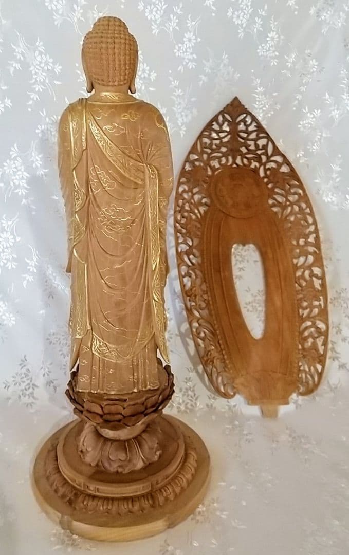 阿弥陀如来立像【大】7寸 #530 宝相華唐草 透かし彫り ◆白檀 木彫 仏像