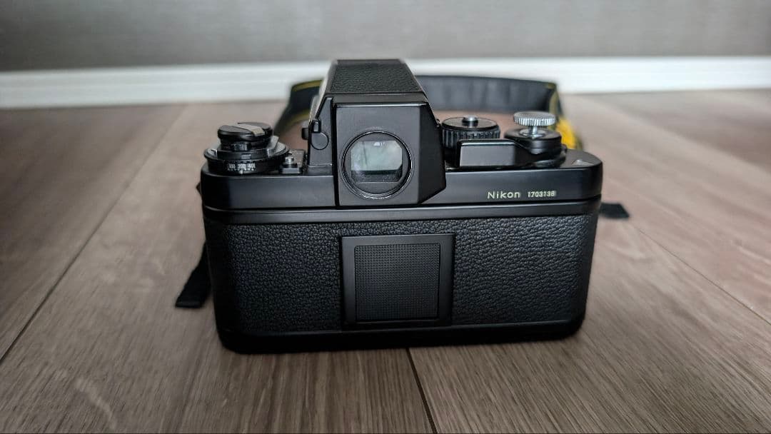 Nikon F3 フィルムカメラ レンズ付き