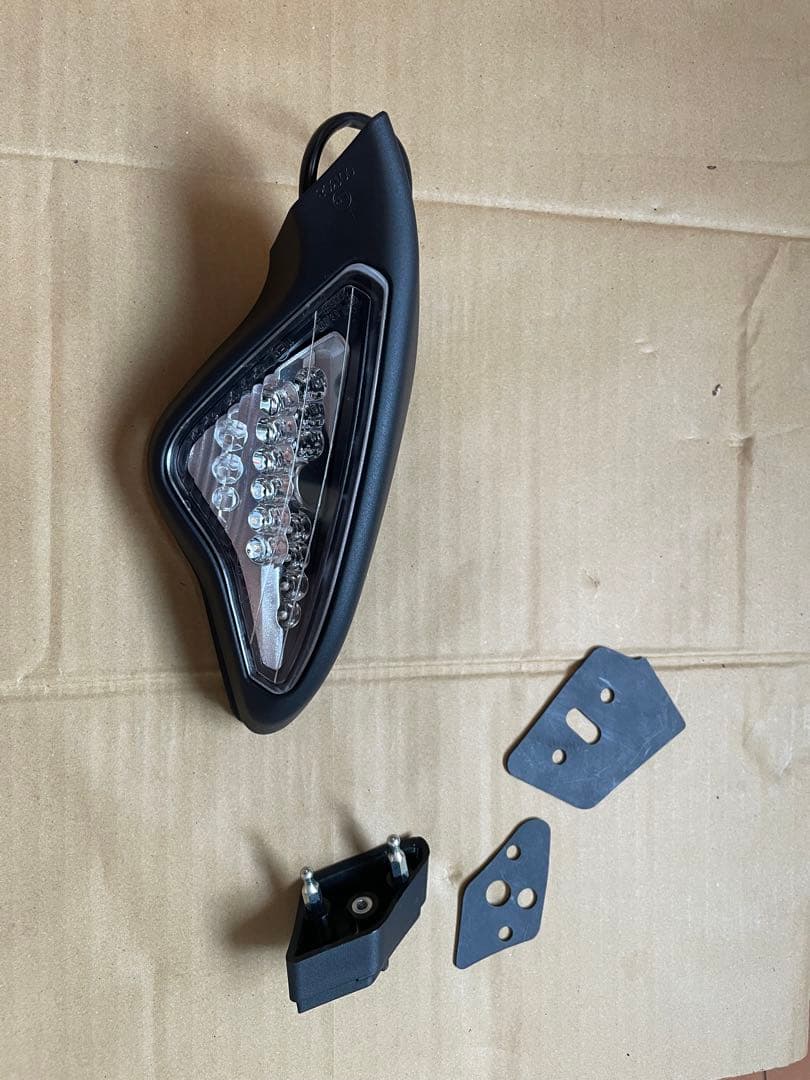 Sho様用　1198 新品　純正左ミラー　1098 848にも