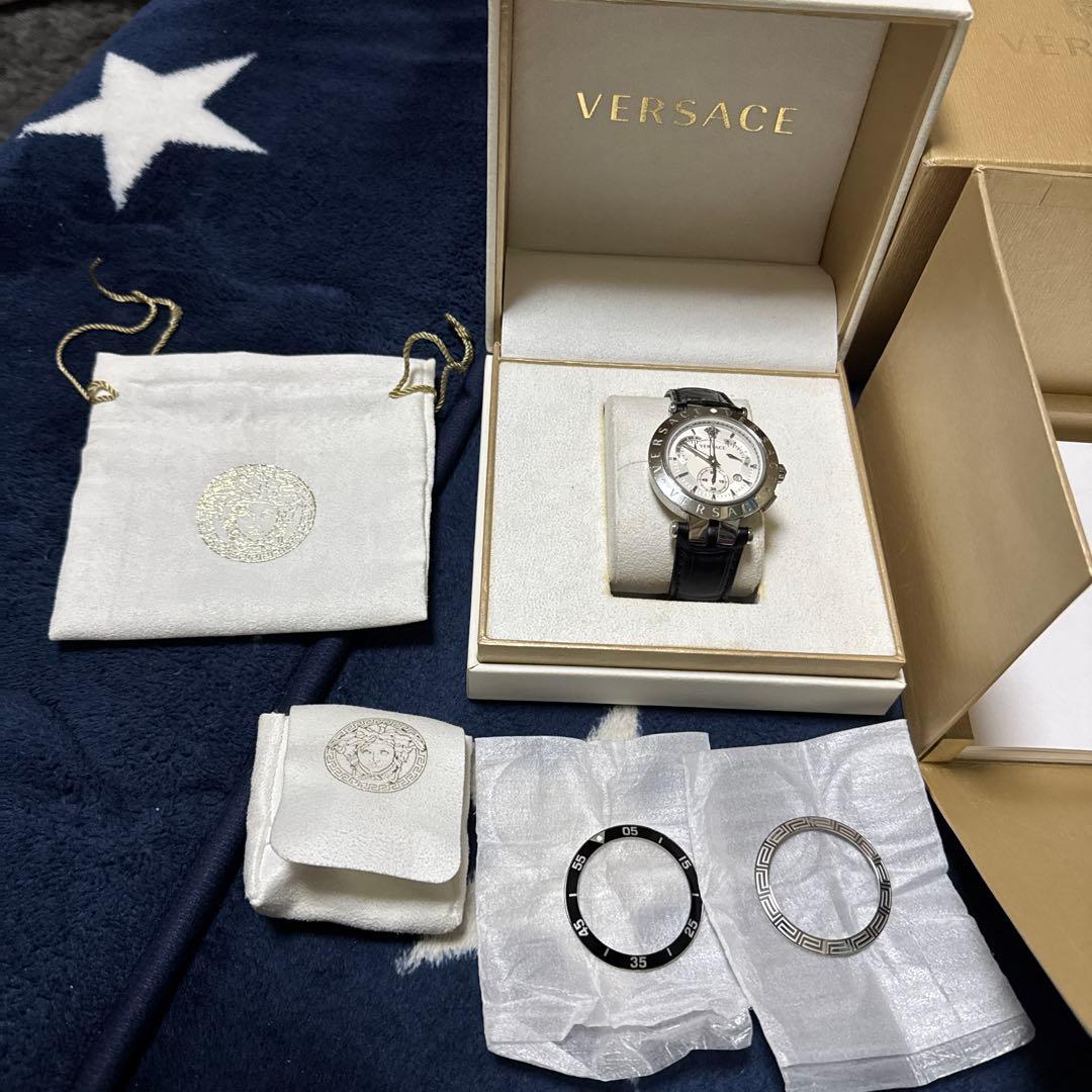 VERSACE クォーツ時計 シルバー 黒