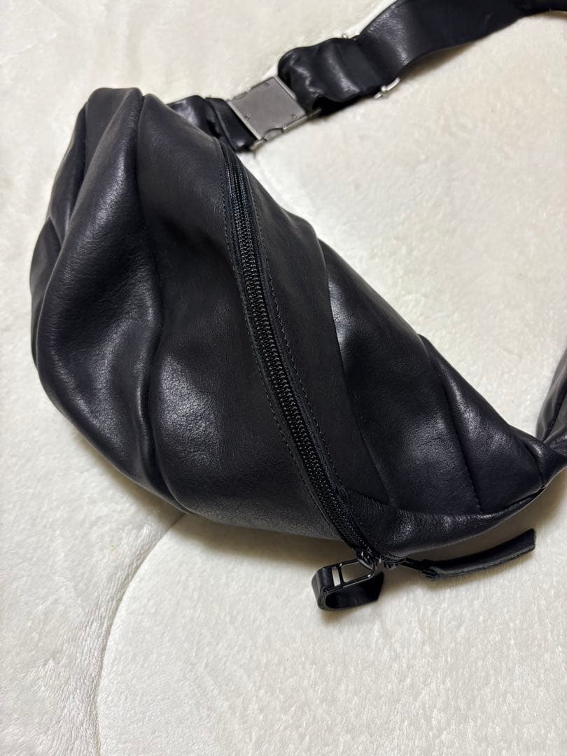 極美品trippen トリッペン　ボディバッグ　ブラック　バッグ
