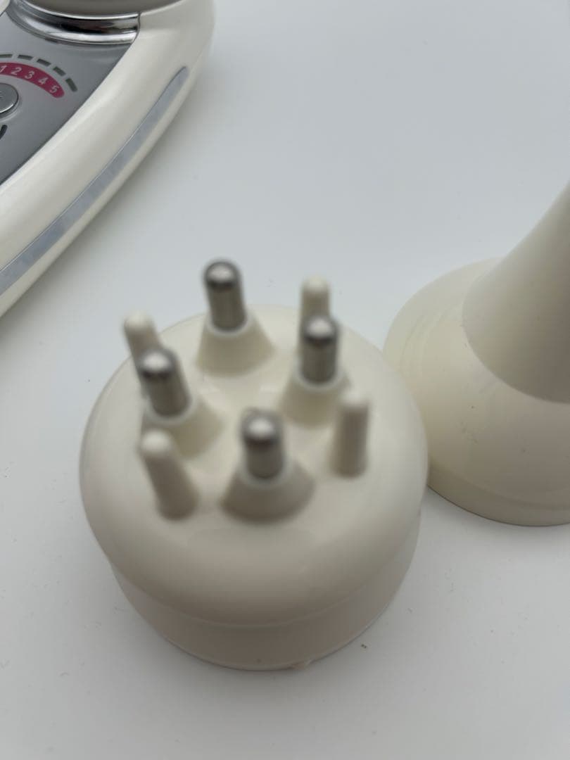 セルキュア4Tプラス美顔器 2つのヘッド付き