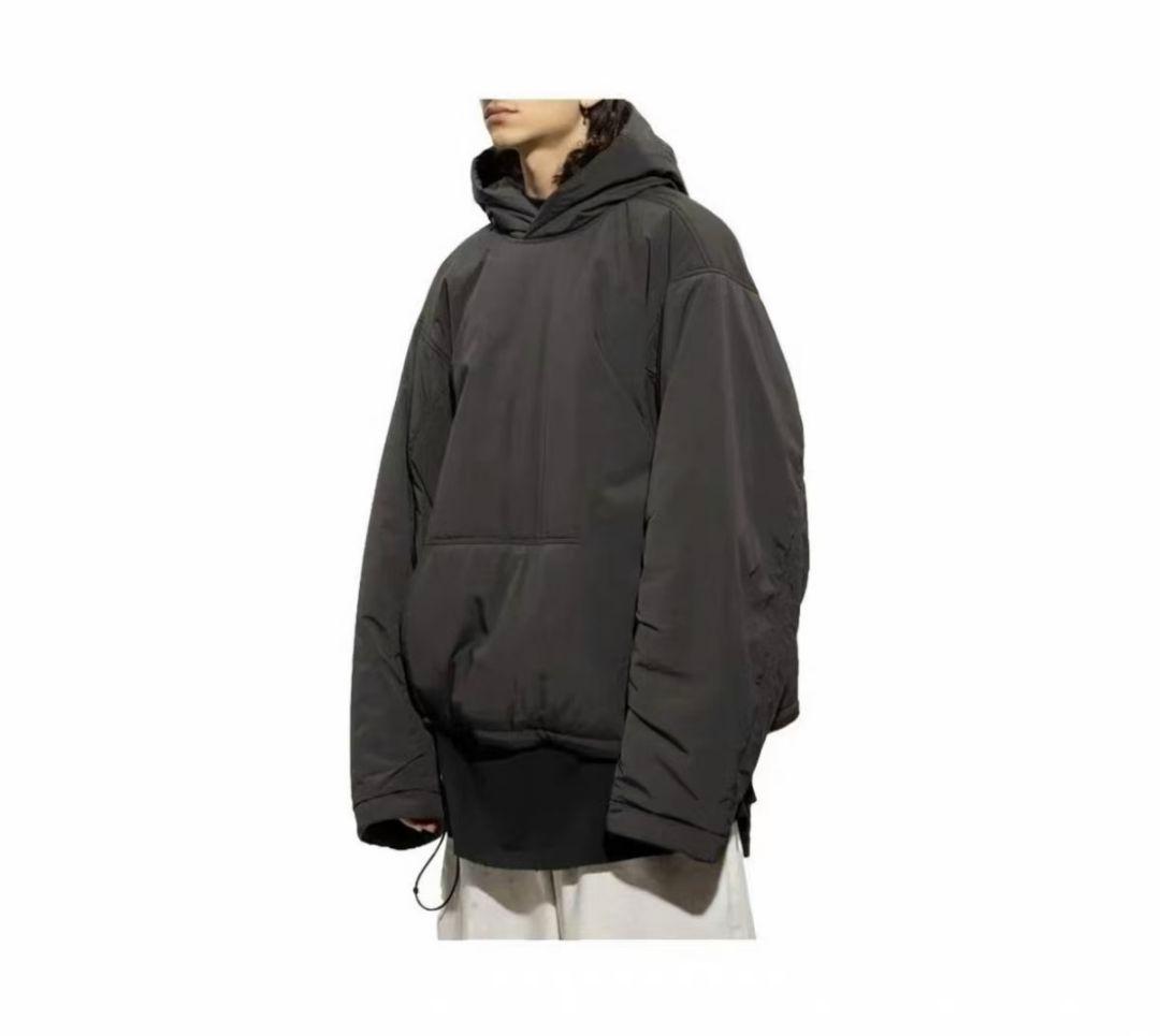 BALENCIAGA ダークグレー フード付き オーバーサイズダウンジャケット