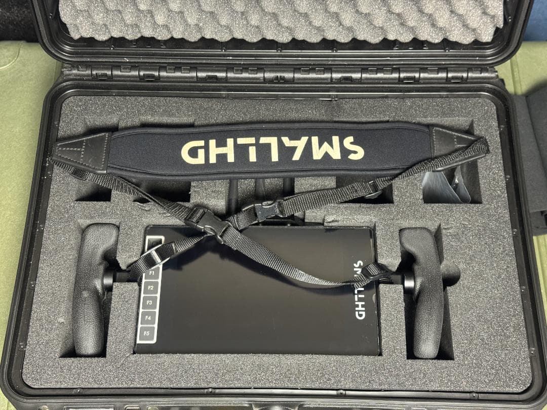 SmallHD 703 Bolt Directors Monitorセット