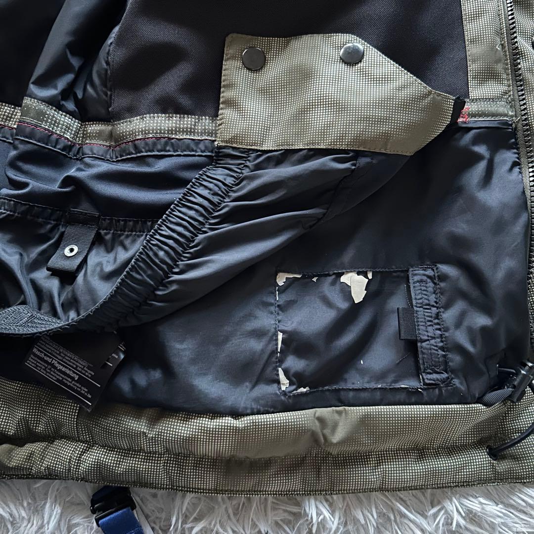 Burton バートン　Holden ホールデン　スノーボードウェア　上下セット