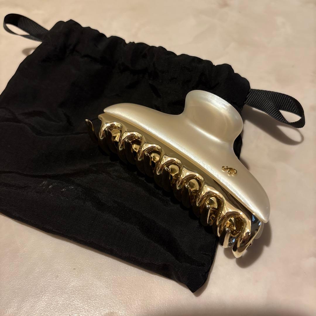 美品 acca アッカ ヘアクリップ バービー パールホワイト Lサイズ 保存袋