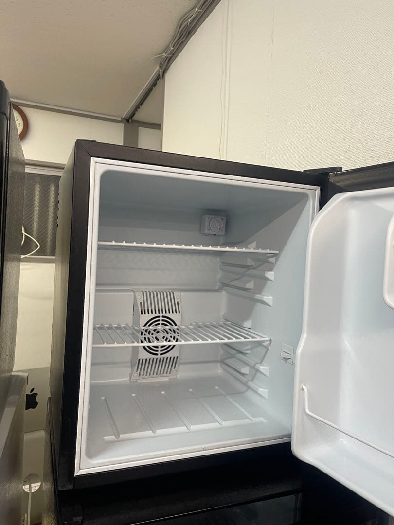 サンルック1ドア冷蔵庫 SR-R4805 2023年製