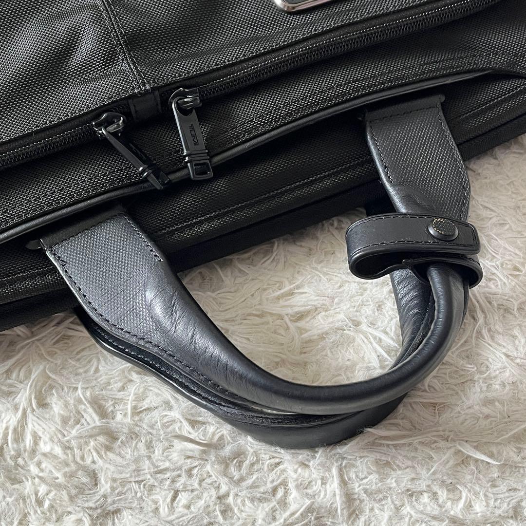 未使用級✨TUMIトゥミ　Alpha 2603182D3 ビジネスバッグ