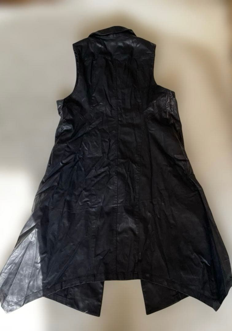 bajra レザー風ロングジレ