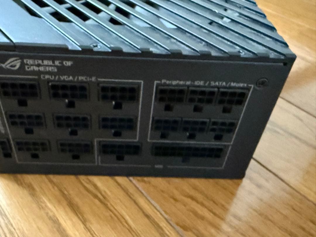 ROG THOR 1200W PLATINUM 電源ユニット