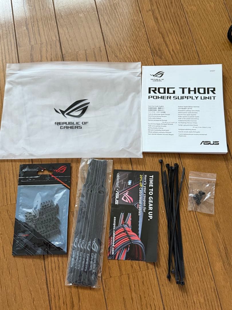 ROG THOR 1200W PLATINUM 電源ユニット