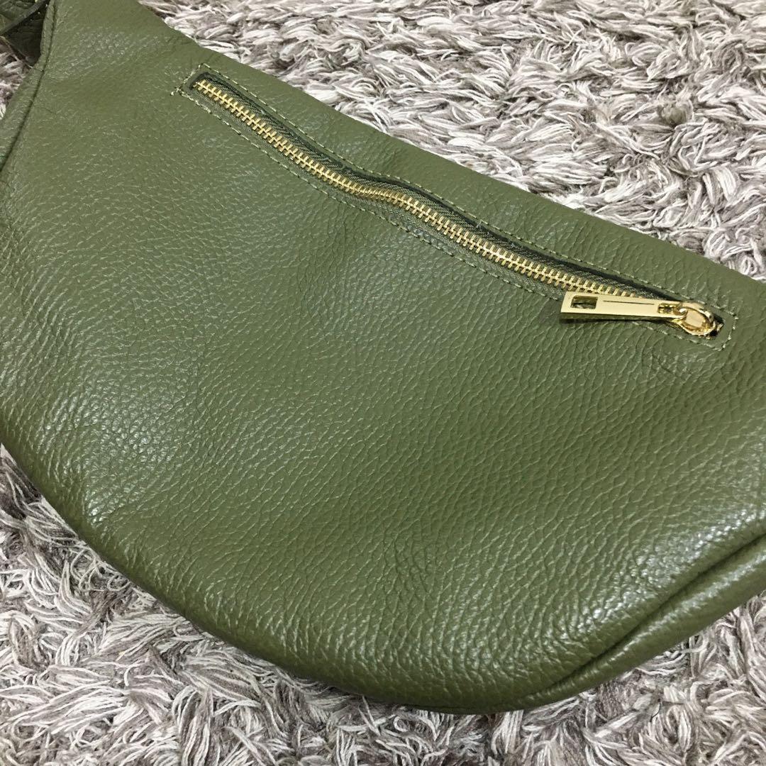 AULENTTI♫ オリーブグリーン ボディバッグ
