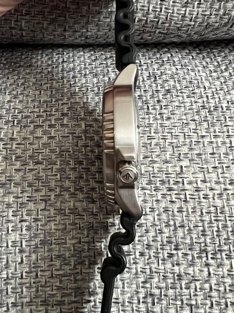 シチズン　エコドライブ　200m防水BN0156-05E