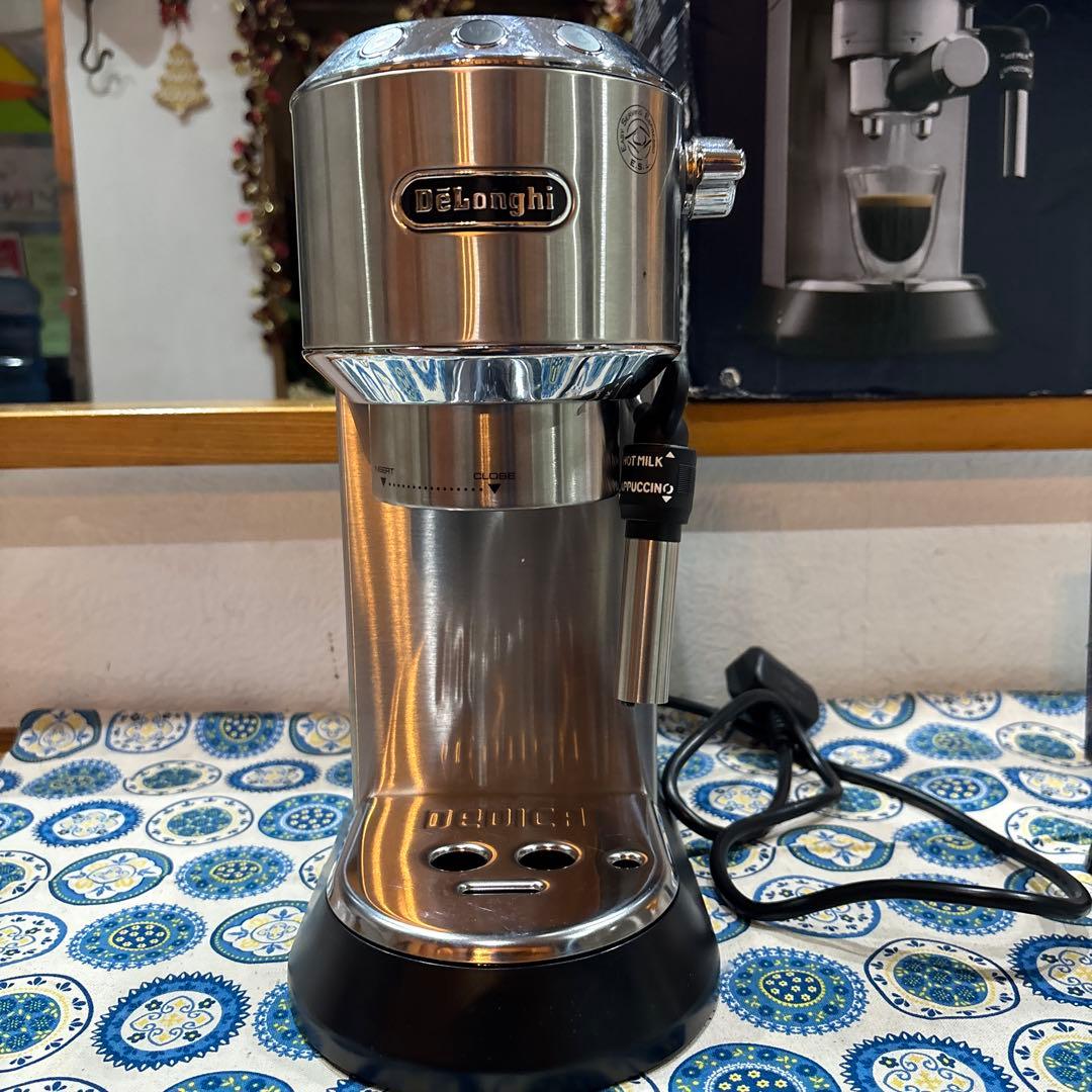 DeLonghi Dedica Style エスプレッソマシン