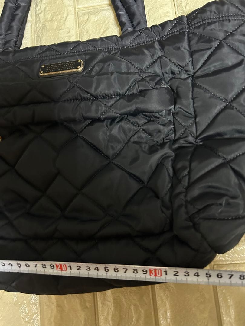 MARC BY MARC JACOBS バッグ 黒 キルティング