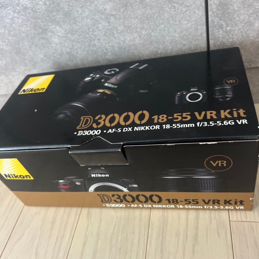 Nikon D3000 デジタル一眼レフカメラ ブラック　本体