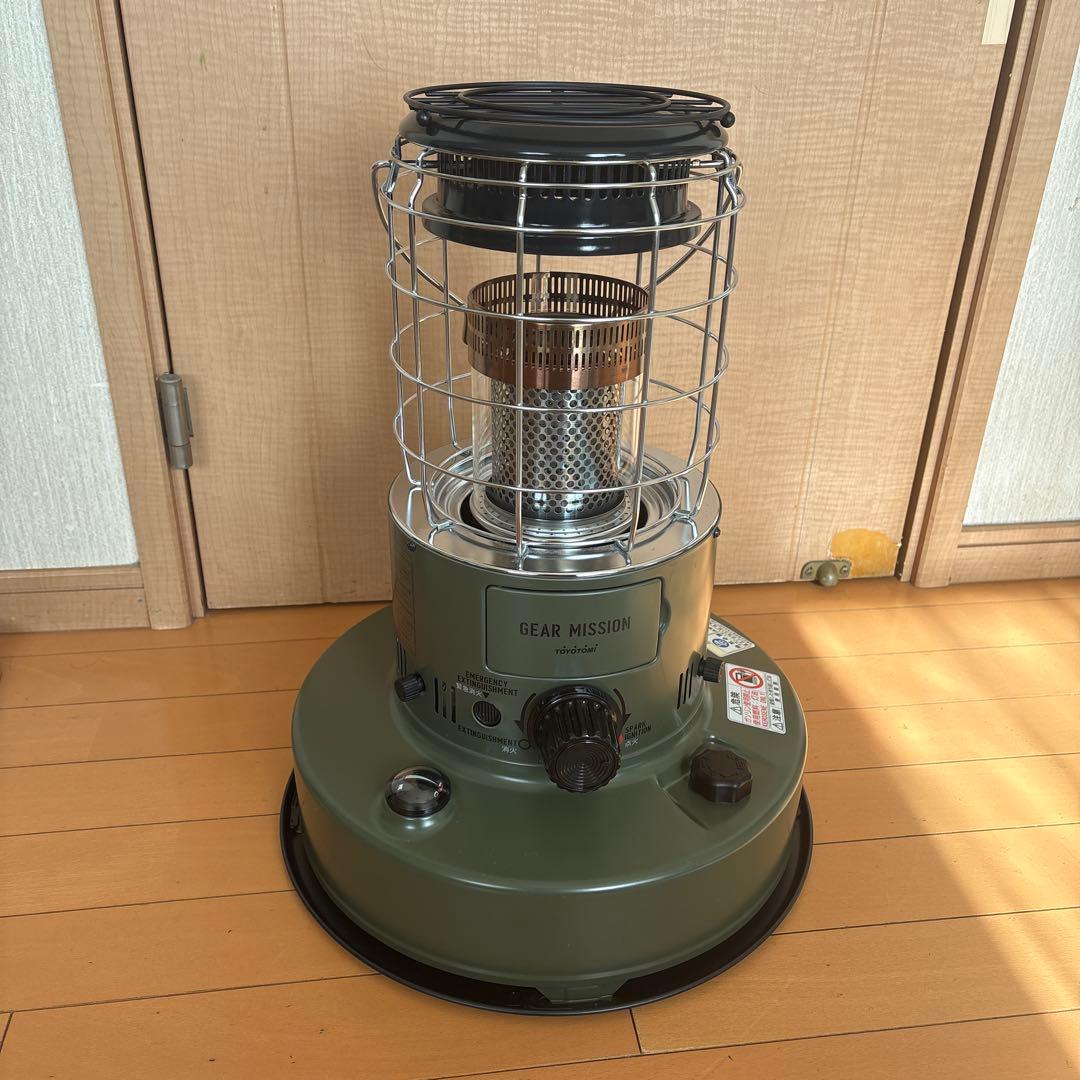 トヨトミ ギアミッション RR-GER25-G 五徳 ケース付き 石油ストーブ